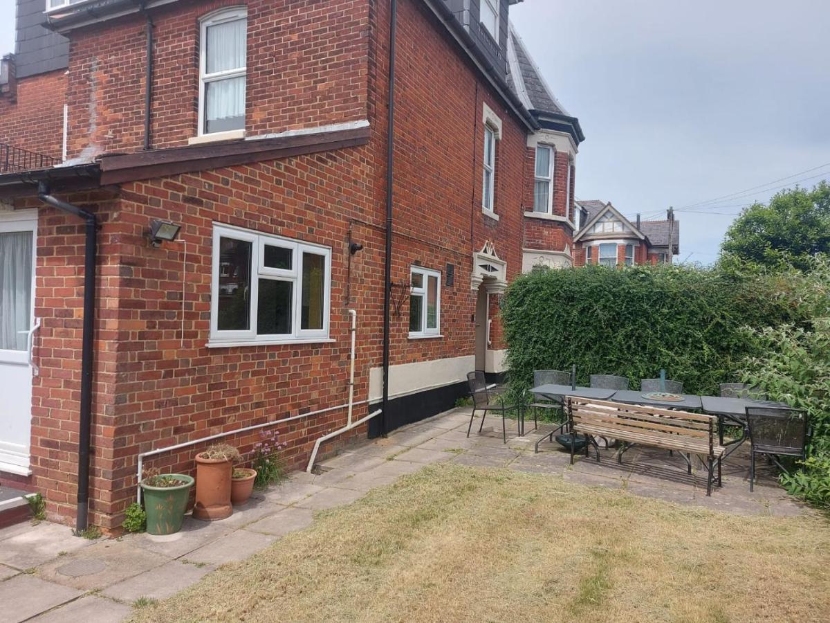 Thornbury House Villa Southampton Bagian luar foto