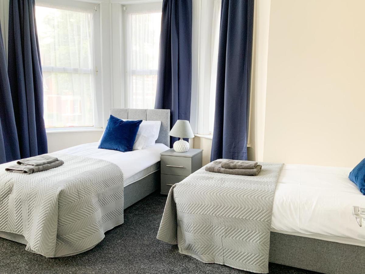 Thornbury House Villa Southampton Bagian luar foto
